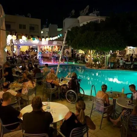 Anastasia Waterpark 酒店 4*