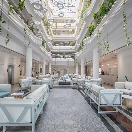 Anastasia Waterpark 酒店 4*