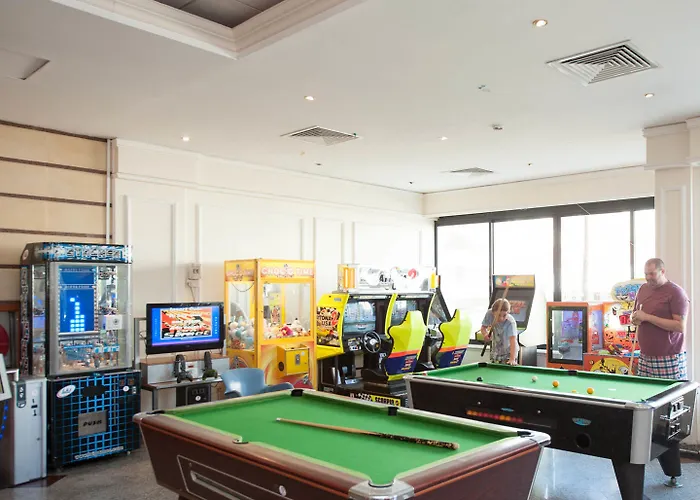 Anastasia Waterpark מלון