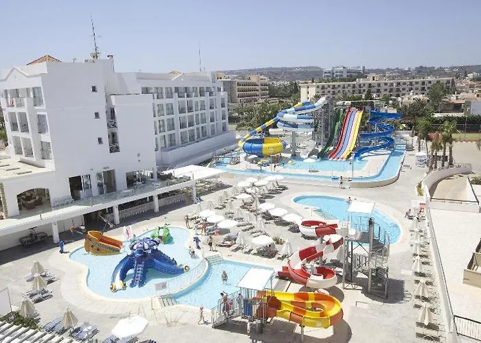 Anastasia Waterpark Отель Протарас