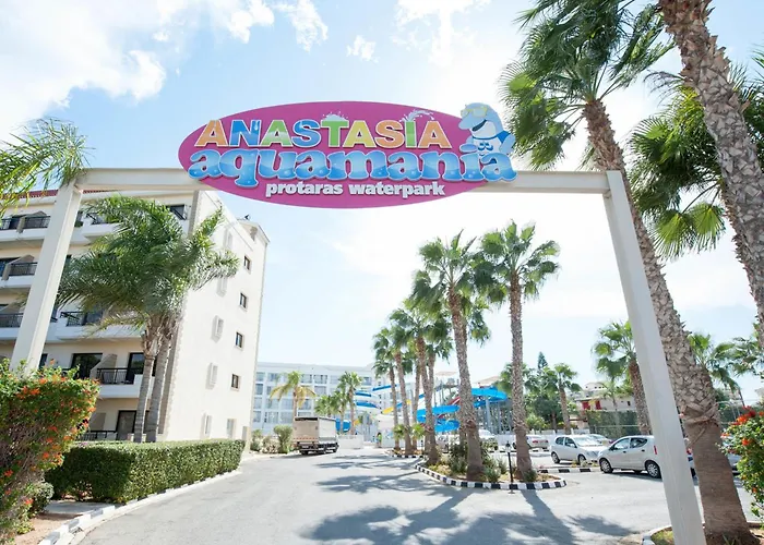 فندق Anastasia Waterpark