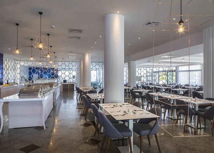 Anastasia Waterpark 4*