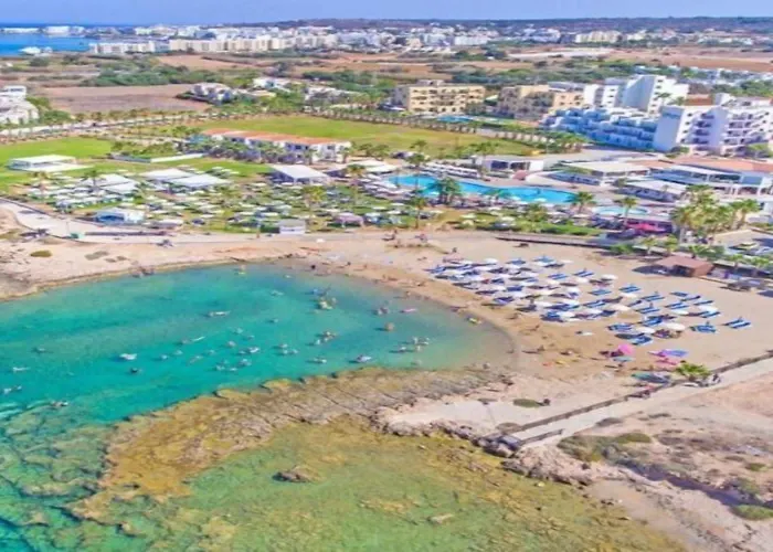 Anastasia Waterpark 4*